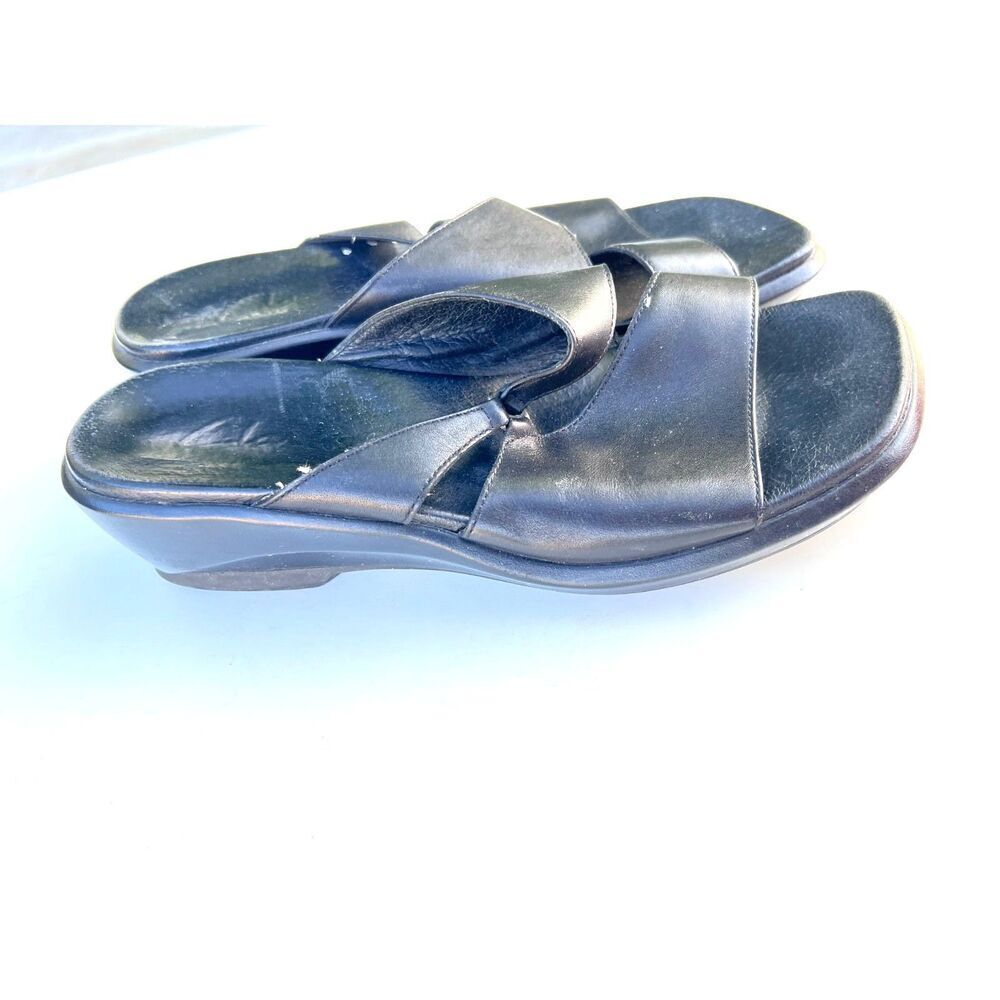 Womens Clarks leather shoes black open sandals low comfortable heels size 7M